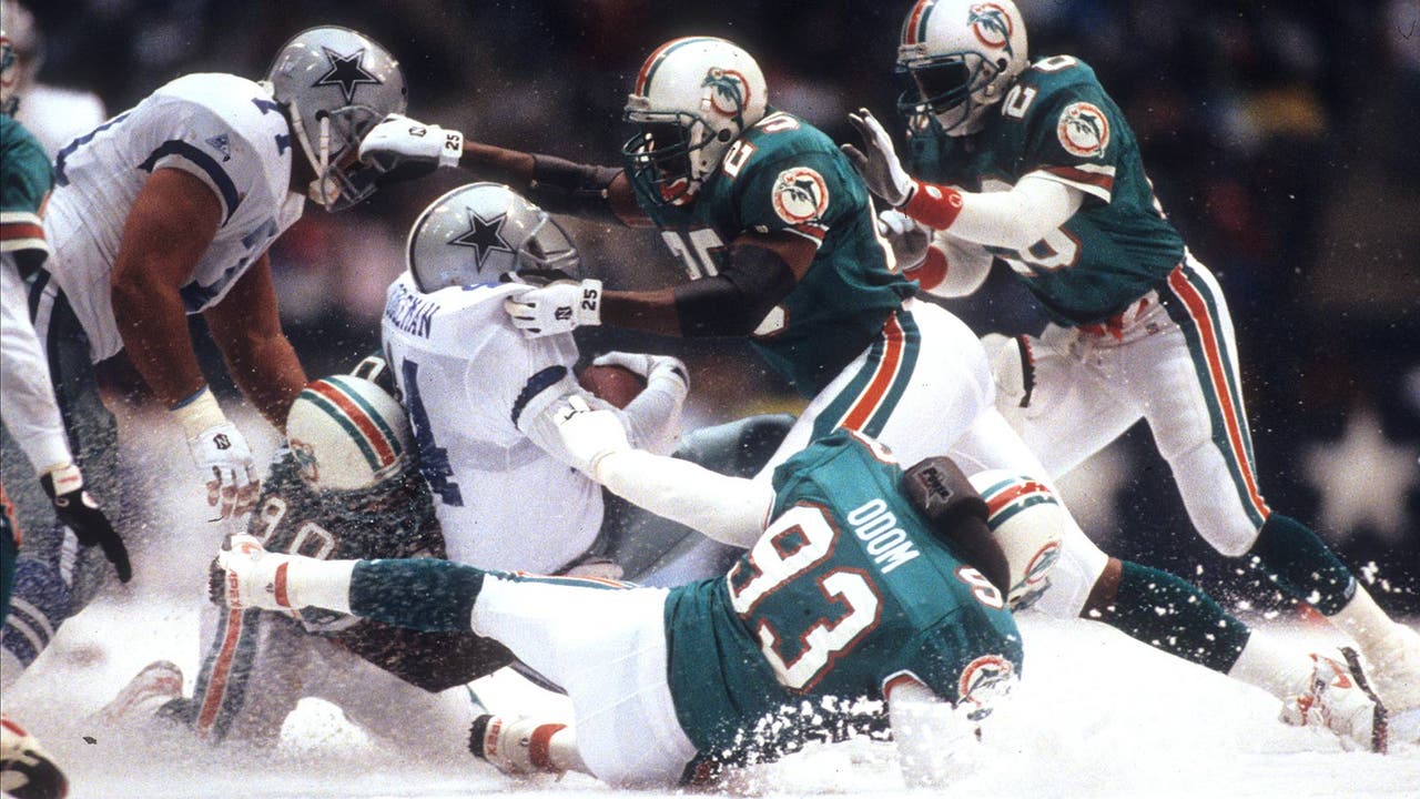5 things you forgot about Dallas and Miami's epic 1993 'Snow Bowl'